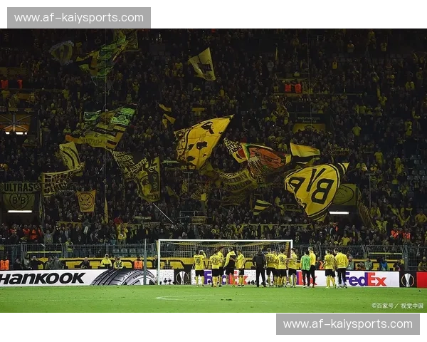 欧冠之夜，黄蓝玫瑰与蓝月亮的激情碰撞：多特蒙德vs曼城，一场不止于胜负的较量